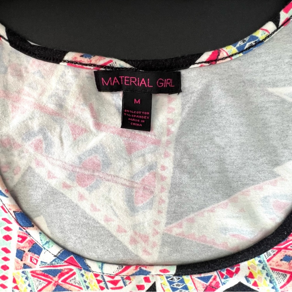 Material Girl Geometric Print Bodycon Dress – 3/4 Sleeve - Picture 5 of 9